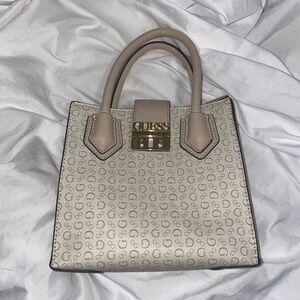 Guess Los Angeles cream tote bag